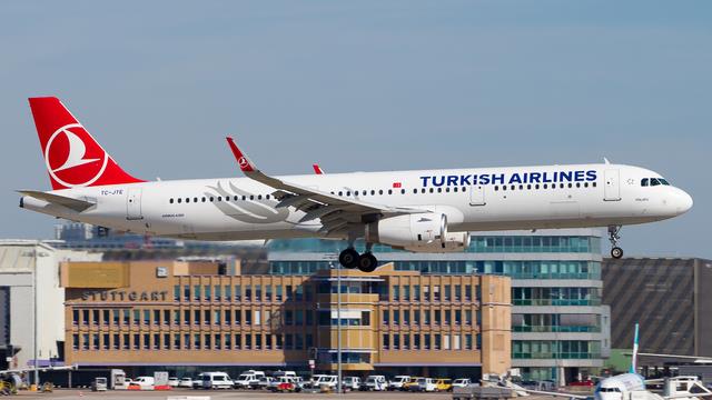TC-JTE:Airbus A321:Turkish Airlines